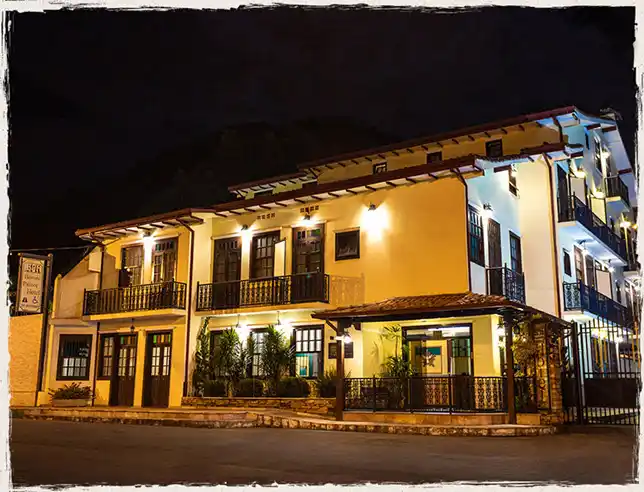 Fachada do Boroni Palace Hotel em Ouro Preto